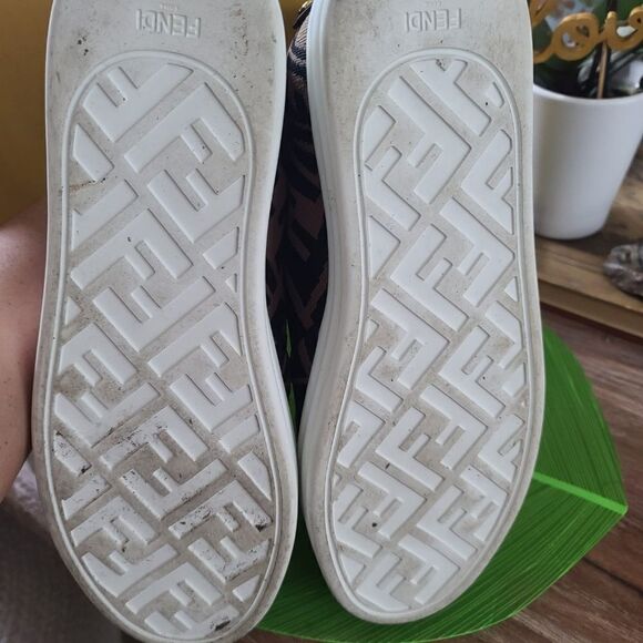 Mans Fendi Shoes Size 39 1/2 - Picture 7 of 7